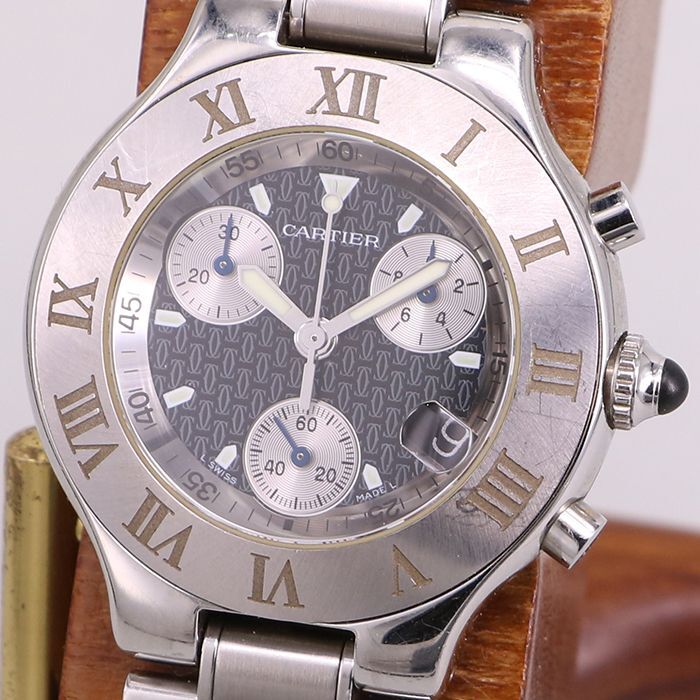 Cartier21Chronoscaph カルティエ クロノスカフ　時計